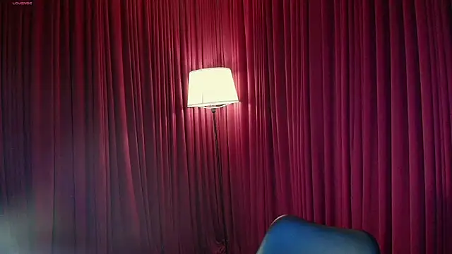 Leslymarin  online show from 04-09-26, 07:53