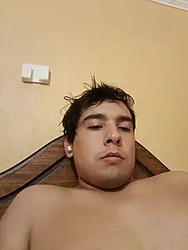 Snapshot of Ng0627 chatting on 03-04-26, 01:02 Ng0627 online show from 03-04-26, 01:02