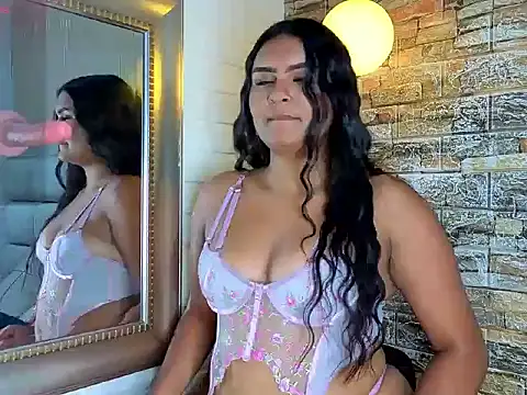 Snapshot of amarahanks11 chatting on 03-01-26, 10:54 amarahanks11 online show from 03-01-26, 10:54