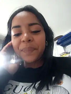 Babyfull lips online show from 03-18-26, 08:10