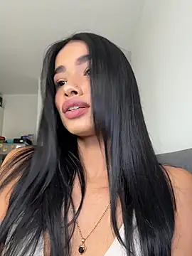 Bella Smithe online show from 04-22-26, 04:47