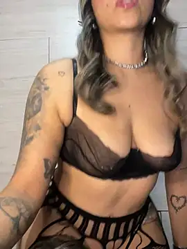 stefanyqueen69 online show from 04-23-26, 02:51