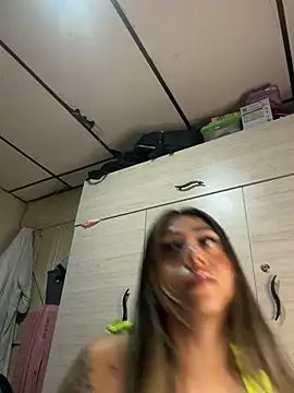 stefanyqueen69 online show from 05-30-26, 04:12