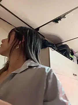 stefanyqueen69 online show from 04-30-26, 08:57