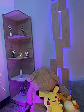 Taylor  0 online show from 03-24-26, 01:11