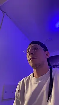 TitanNoir online show from 04-12-26, 10:24