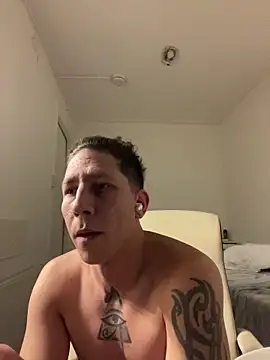 TitanNoir online show from 04-03-26, 04:08