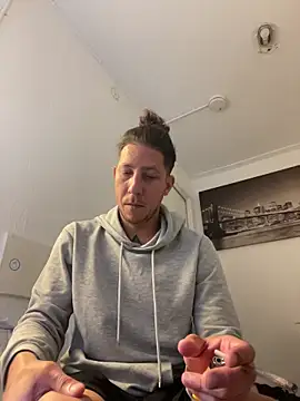 TitanNoir online show from 05-19-26, 04:08