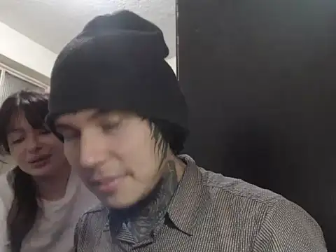 Snapshot of ChrissAndKarim chatting on 03-25-26, 10:52 ChrissAndKarim online show from 03-25-26, 10:52