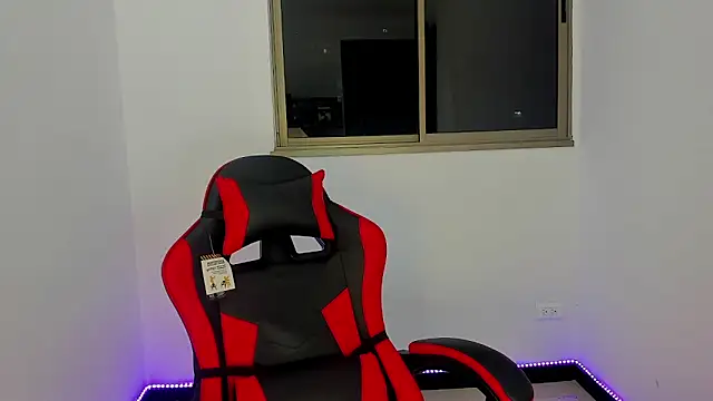 Mnell28 online show from 03-10-26, 06:50