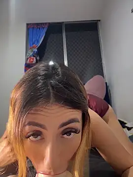 Emma Reyes online show from 05-24-26, 03:28