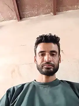 Snapshot of gauravsexy chatting on 06-08-26, 12:49 gauravsexy online show from 06-08-26, 12:49