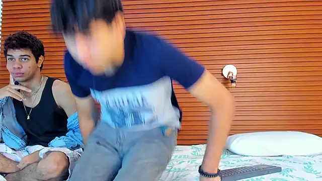 peakk twiinns online show from 03-05-26, 11:18