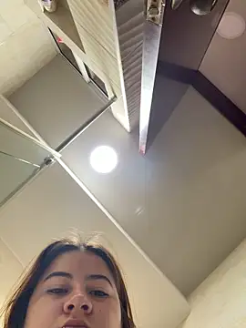 Zoe Luxxe  online show from 05-18-26, 11:15