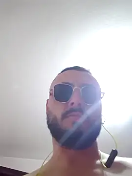 Snapshot of Shayka96 chatting on 03-02-26, 05:19 Shayka96 online show from 03-02-26, 05:19