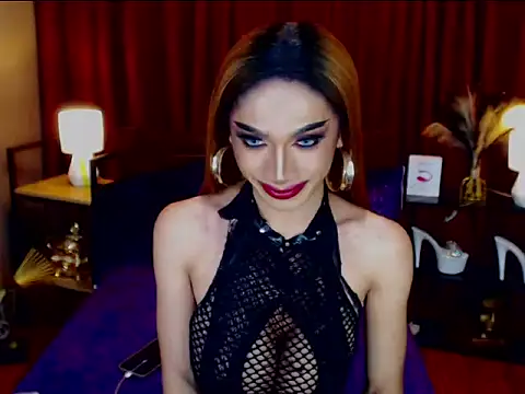 KieraLee online show from 04-28-26, 02:27