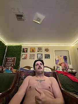 PoundedCajunGuy93 online show from 07-14-26, 02:27