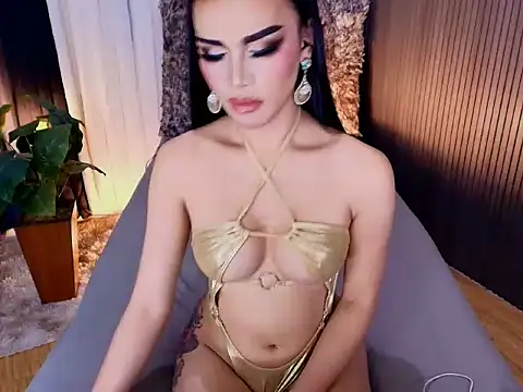 Snapshot of nikkieviolante chatting on 07-19-26, 02:20 nikkieviolante online show from 07-19-26, 02:20