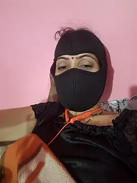 Couple hot999 online show from 05-18-26, 07:29