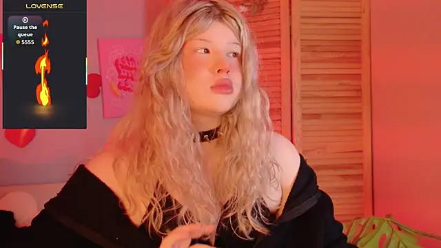 LilithNlsn online show from 05-06-26, 12:14