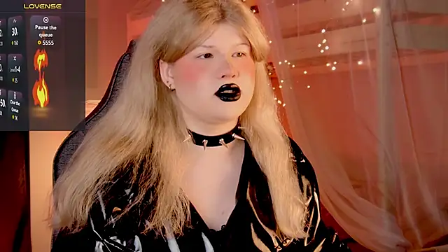 LilithNlsn online show from 04-12-26, 01:09