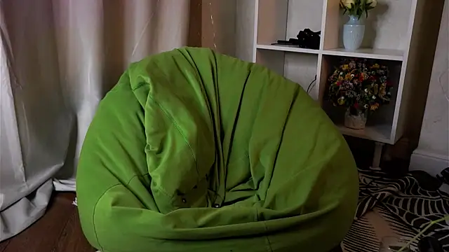 DevoraWitt online show from 04-16-26, 09:39