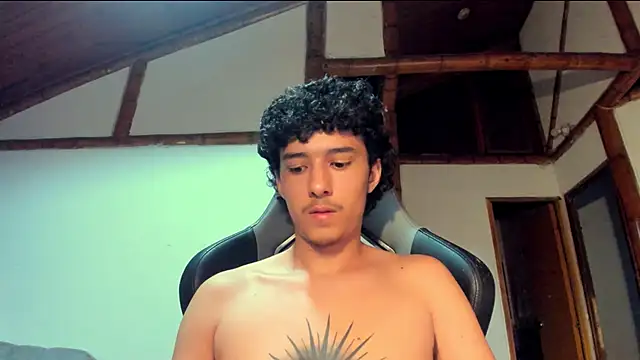 santi young twink online show from 03-02-26, 11:28