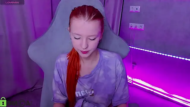 Emma Dusk online show from 05-08-26, 12:58