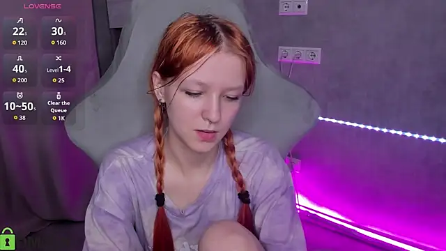 Emma Dusk online show from 05-15-26, 11:03