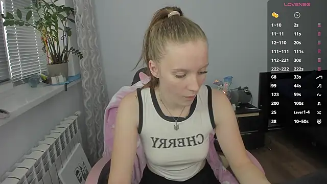 Mary Blu online show from 11-03-25, 07:46