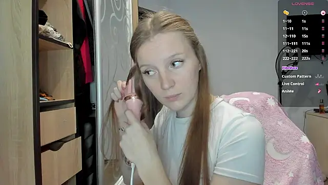 Mary Blu online show from 10-25-25, 12:39