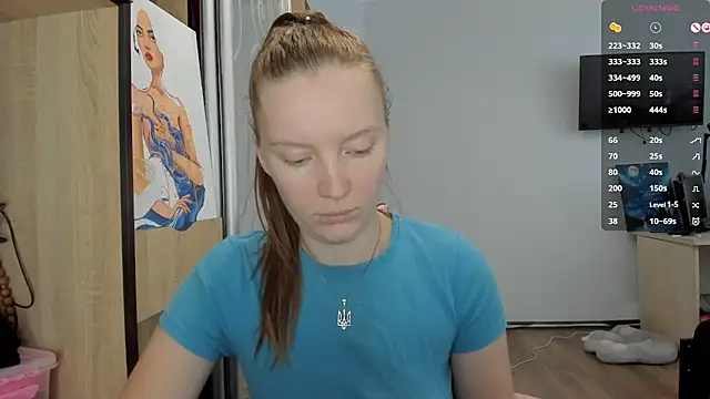 Mary Blu online show from 10-04-25, 07:54