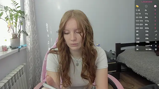 Mary Blu online show from 10-26-25, 09:10