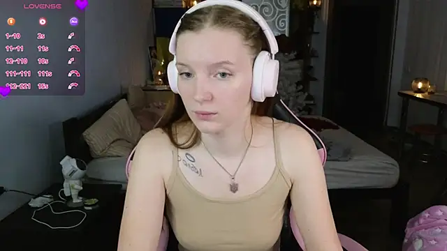 Snapshot of Mary_Blu chatting on 01-18-26, 03:59 Mary Blu online show from 01-18-26, 03:59