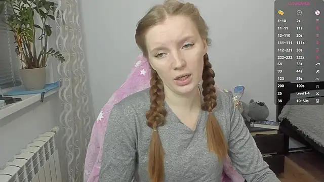 Mary Blu online show from 10-28-25, 02:05