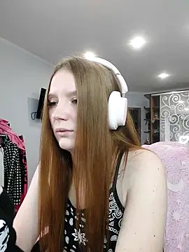 Snapshot of Mary_Blu chatting on 02-20-26, 04:09 Mary Blu online show from 02-20-26, 04:09