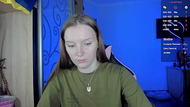 Mary Blu online show from 10-15-25, 07:11