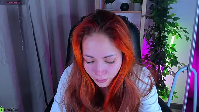 Alishha Sky online show from 04-21-26, 12:23