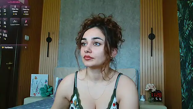 KatarinaHeaven online show from 05-06-26, 08:29