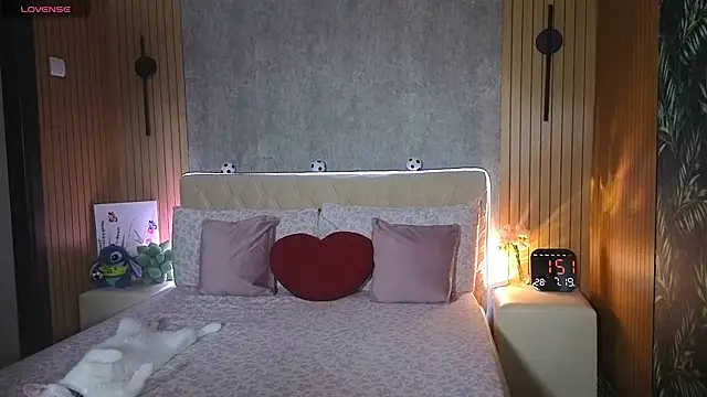 KatarinaHeaven online show from 07-18-26, 10:51