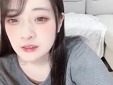 -YUKI-chan online show from 06-12-26, 06:49