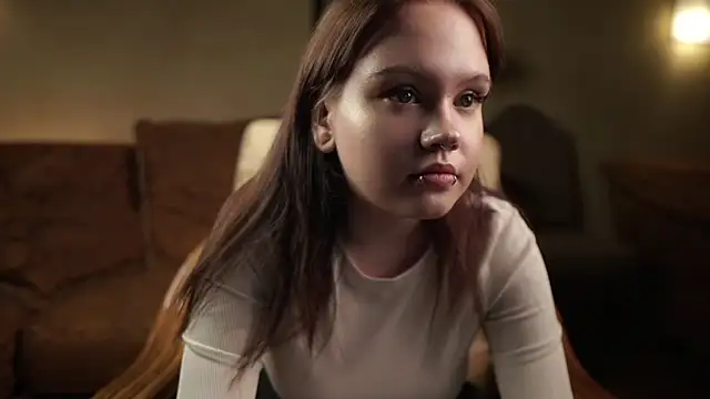 LeahAllsop online show from 03-11-26, 01:38