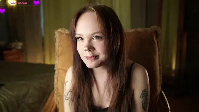 LeahAllsop online show from 04-24-26, 04:25