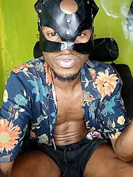 Snapshot of StrongEbonyDick chatting on 05-10-26, 04:31 StrongEbonyDick online show from 05-10-26, 04:31