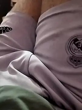 lkjhgf12qwe online show from 04-06-26, 01:45