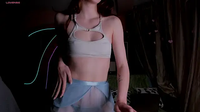 Luna Reid online show from 03-23-26, 04:23