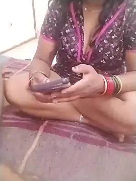kavita-bhabhi-chut online show from 03-28-26, 11:22
