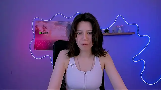 aria wild  online show from 05-17-26, 07:14