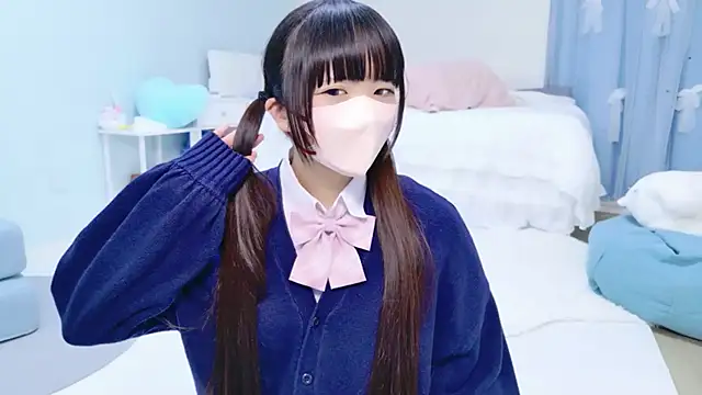 Snapshot of Hime_na chatting on 04-18-26, 12:51 Hime na online show from 04-18-26, 12:51