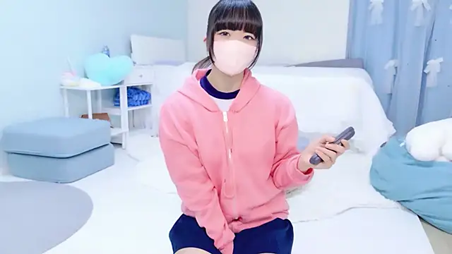 Snapshot of Hime_na chatting on 04-27-26, 10:46 Hime na online show from 04-27-26, 10:46